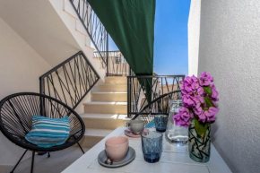 City apartment Sweet, two bedroom apartment, free parking